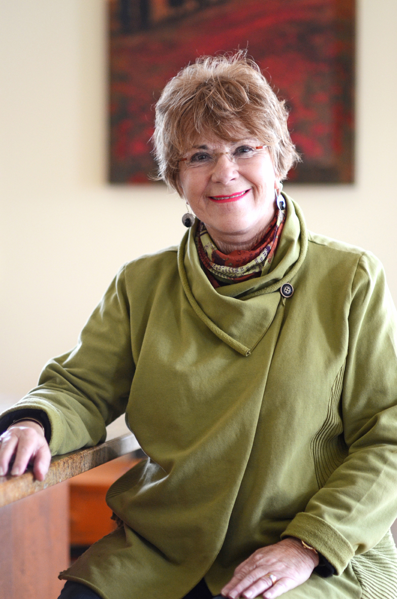 Nancy_Helm_Estabrooks_author_photo