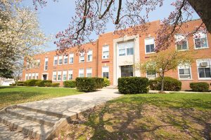 Exterior shot of a typical American elementary school